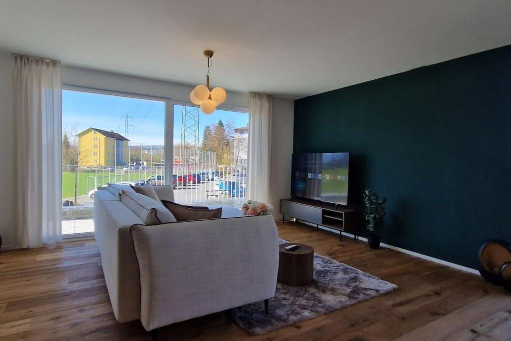 Visionary Hospitality Rothenburg, Lucerne - Premium Apartments With Free Parking, Washer, Kitchen, Terrace, 15' City Exterior foto